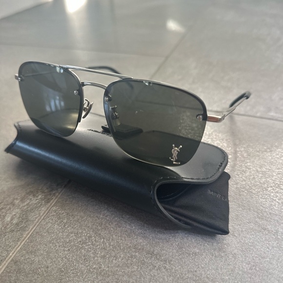 YSL Black Aviator Sunglasses - Picture 2 of 9